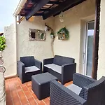 Bel Au Calme Avec Terrasse Apercu Mer, Jardinet Et Piscine Lejlighed