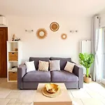 Lejlighed Bel Au Calme Avec Terrasse Apercu Mer, Jardinet Et Piscine *