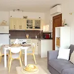 Bel Au Calme Avec Terrasse Apercu Mer, Jardinet Et Piscine Lejlighed