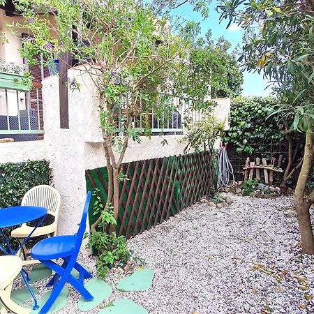 Bel Au Calme Avec Terrasse Apercu Mer, Jardinet Et Piscine Lejlighed *