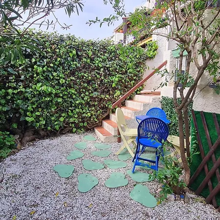 Lejlighed Bel Au Calme Avec Terrasse Apercu Mer, Jardinet Et Piscine *